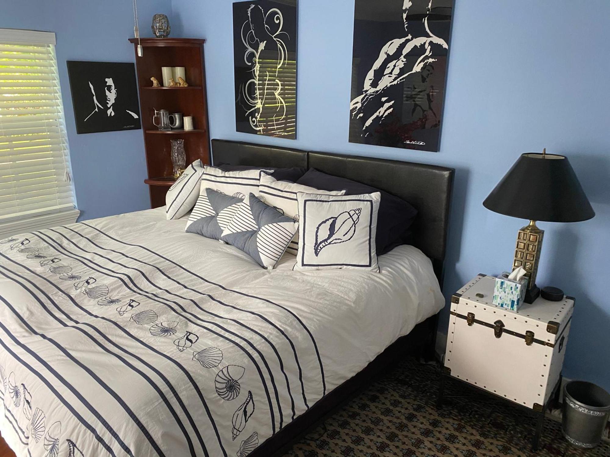 Wilton Manors A Mens Oasis Bed & Breakfast Exterior photo