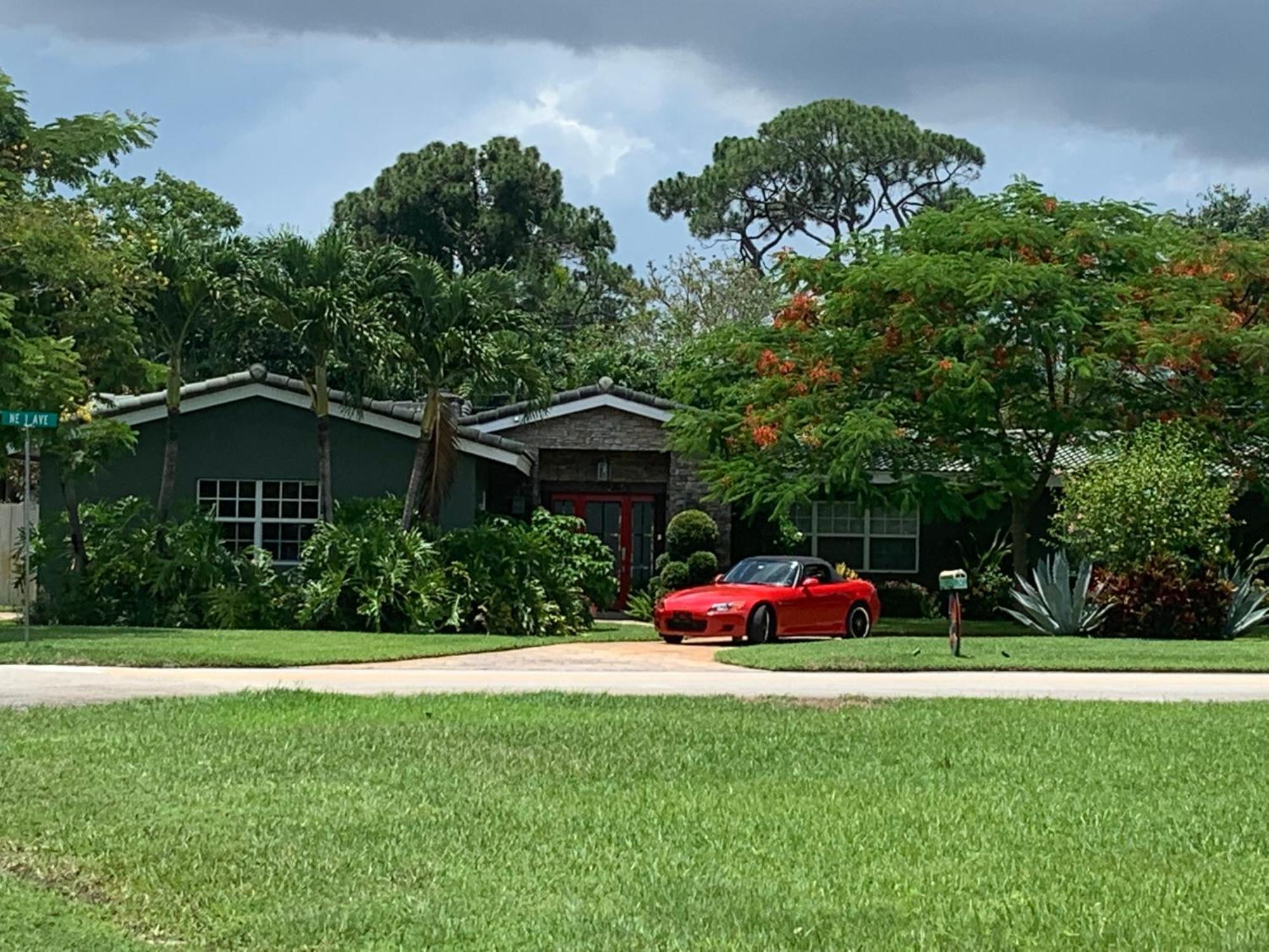 Wilton Manors A Mens Oasis Bed & Breakfast Exterior photo