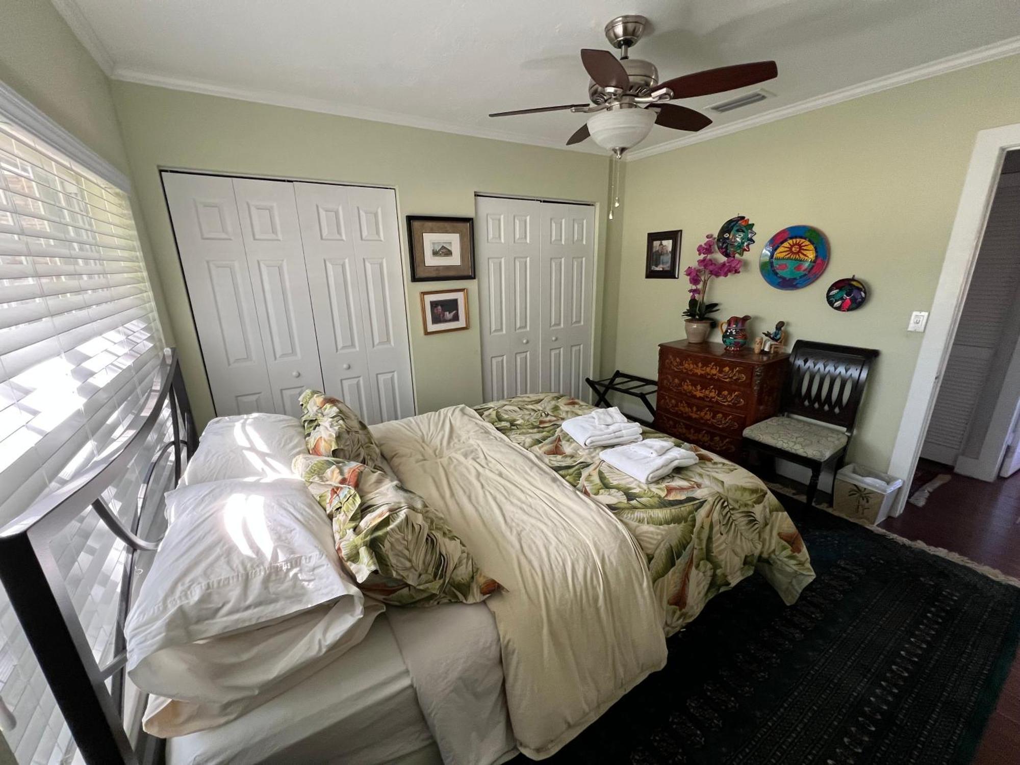 Wilton Manors A Mens Oasis Bed & Breakfast Exterior photo